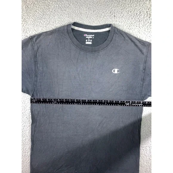 Champion T-Shirt Men L Black Short Sleeve Embroidered Logo Crewneck Faded Tee - Picture 4 of 6